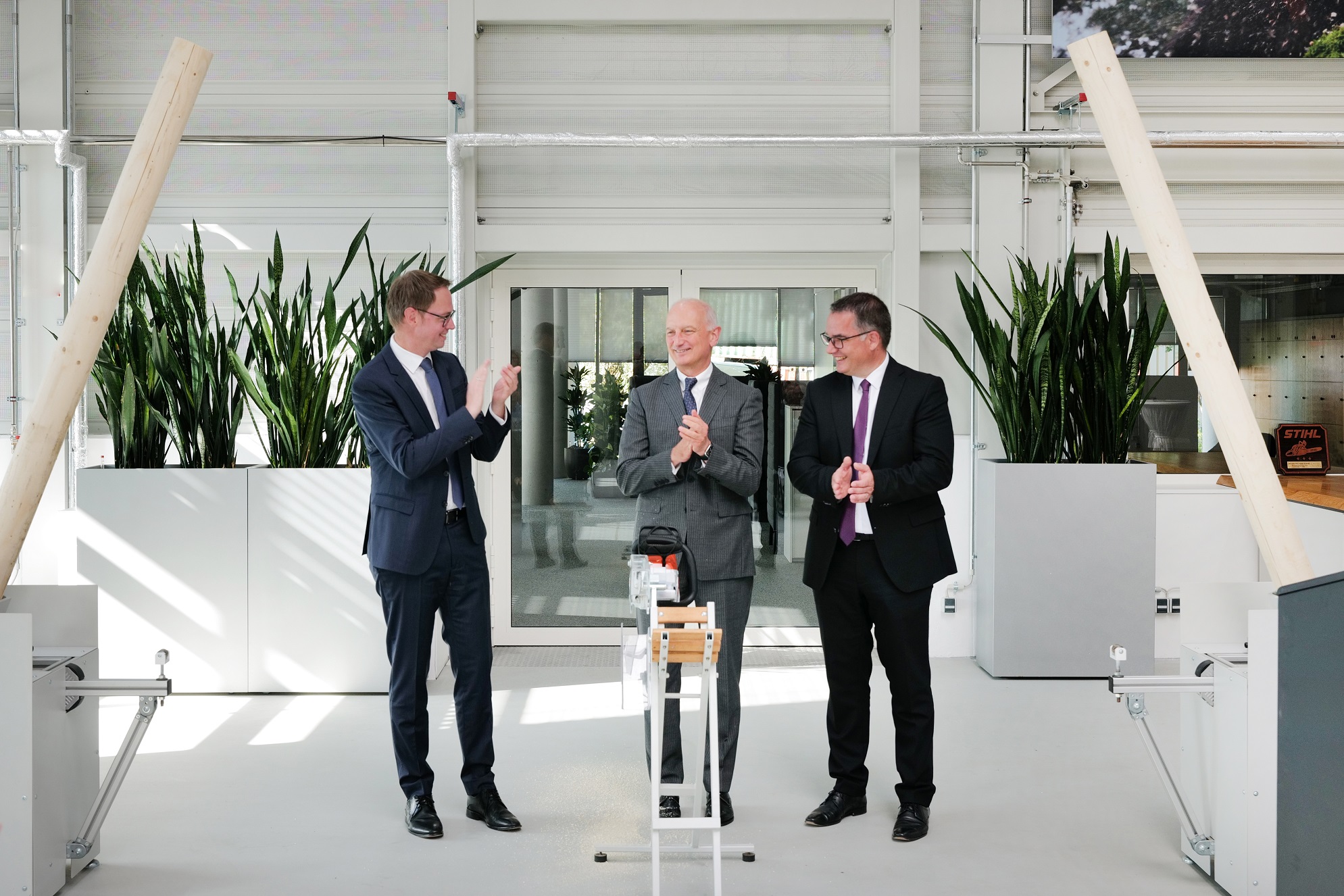 Deschiderea oficială a noii clădiri STIHL pentru construcția de mașini speciale